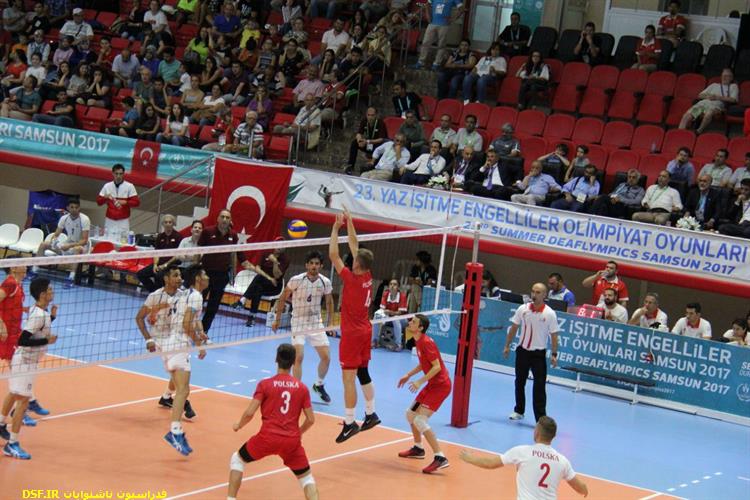 مسابقه والیبال ایران - لهستان